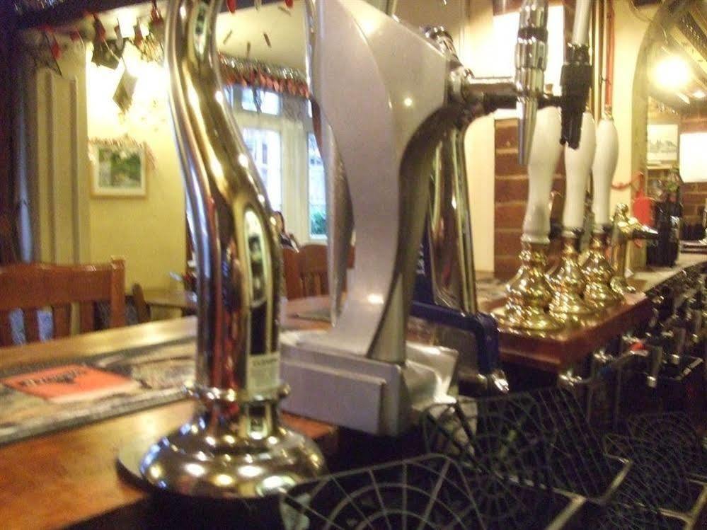 The Ardingly Inn Екстериор снимка